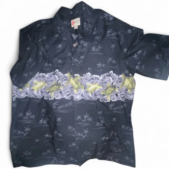 The Hawaiin Original Hilo Hattie Black Shirt with Green Turtle Design - Picture 2 of 4